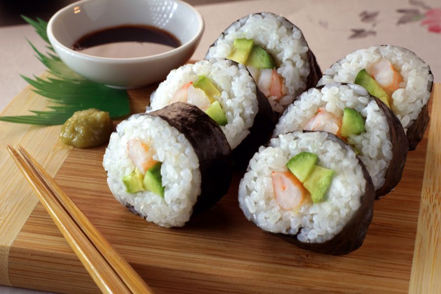 Poznaj historię sushi 